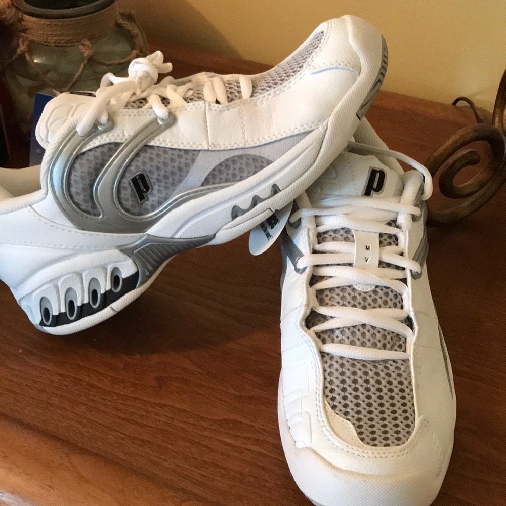 Prince tennis shoes. White/gray. NWT.